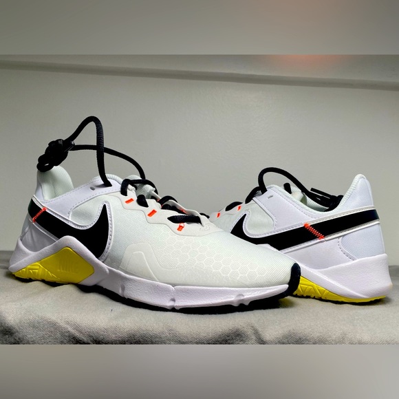 Nike Shoes - Women’s Nike Legend Essentials 2. Size 7.5